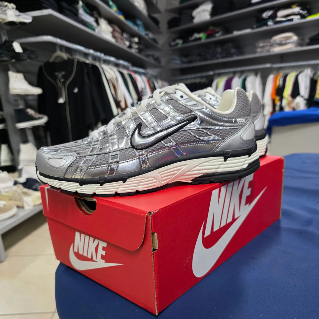 Scarpe Uomo Nike P-6000 - Grigio