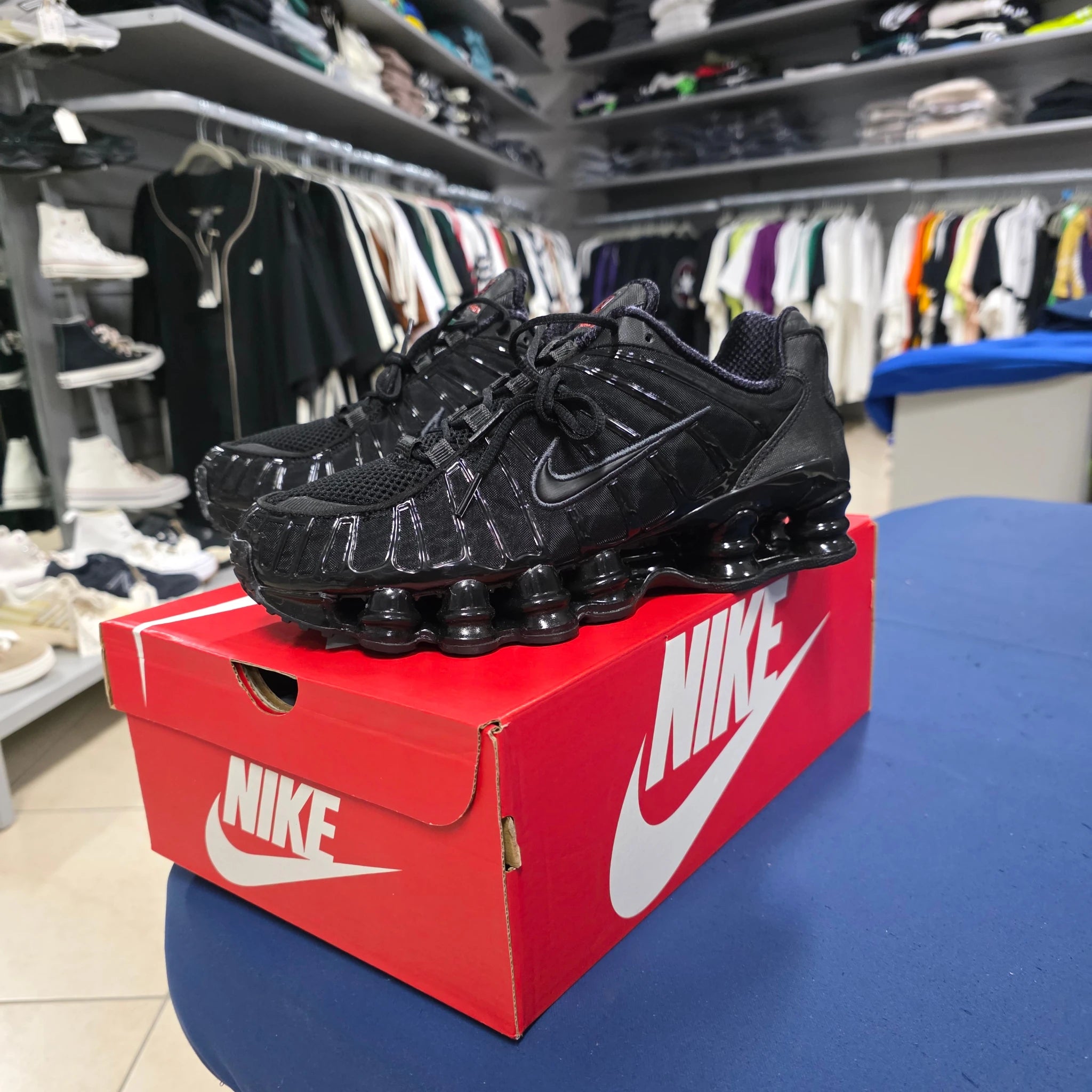 Scarpe Uomo Nike Shox TL - Nero