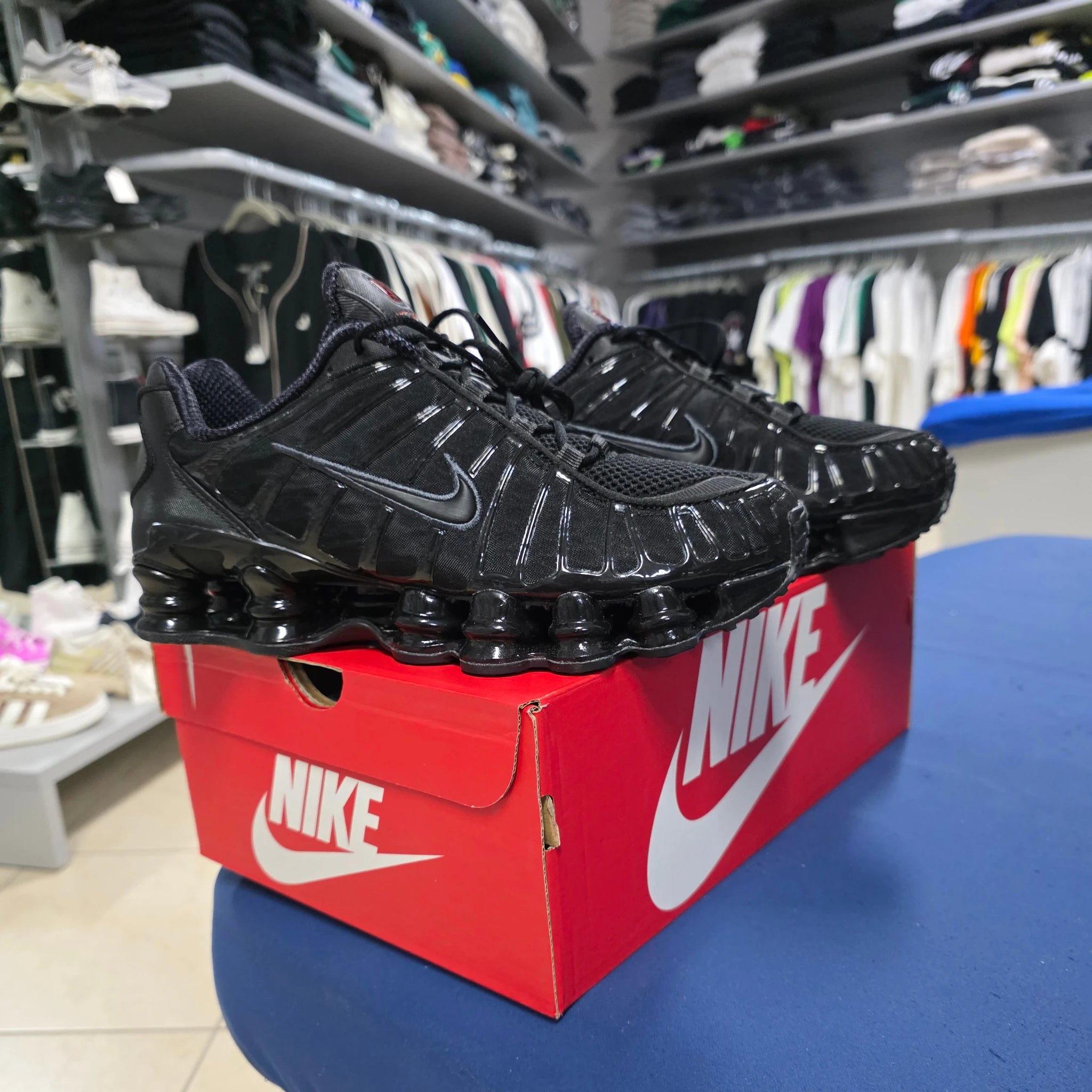 Scarpe Uomo Nike Shox TL - Nero