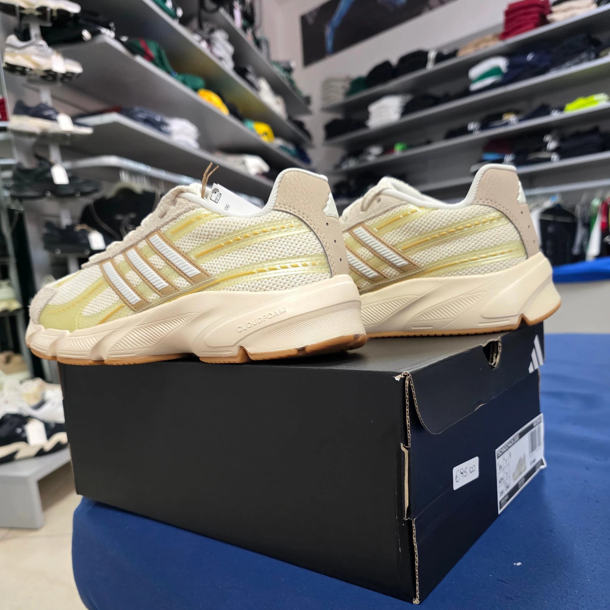 Scarpe Donna Adidas Technochaos 2000 - Beige
