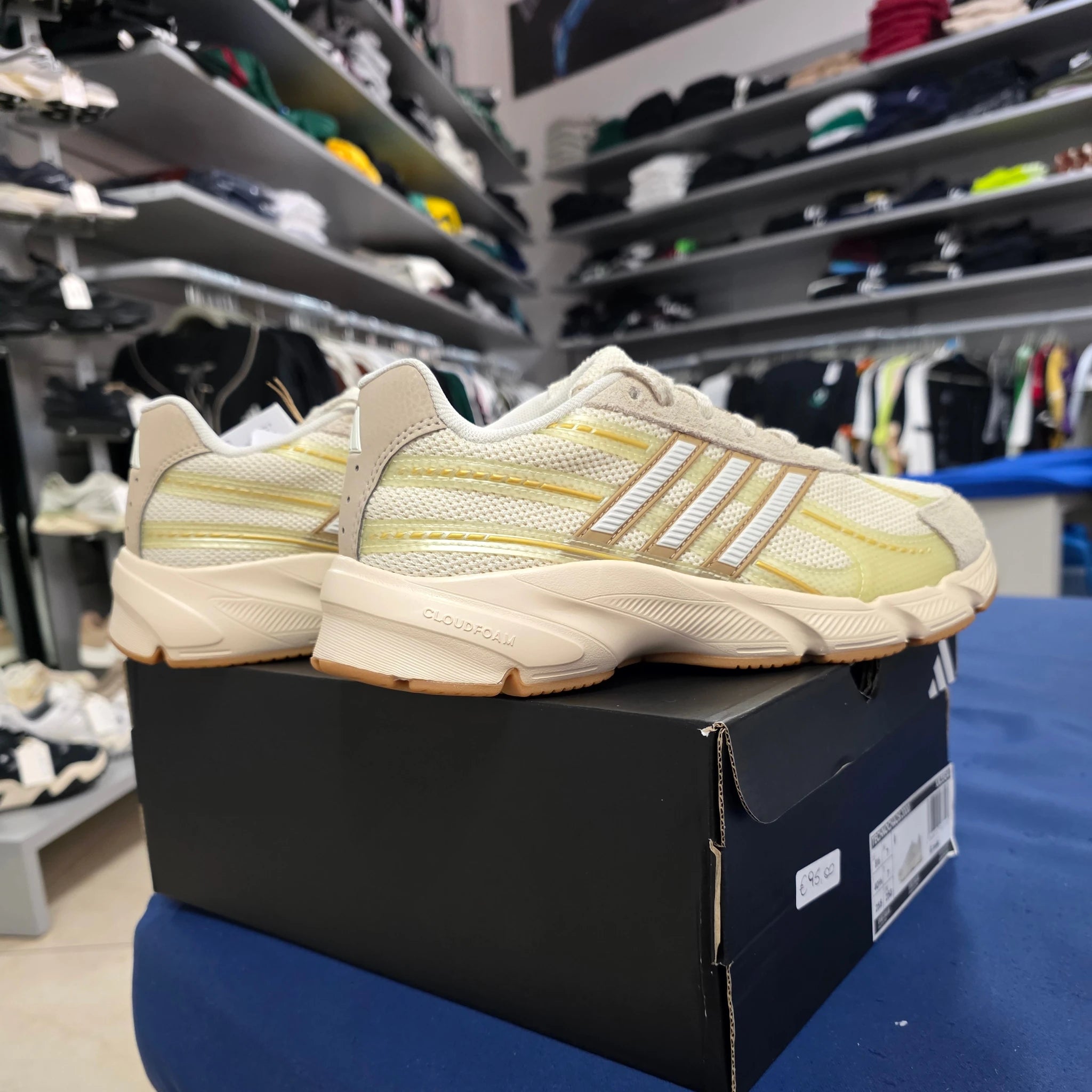 Scarpe Donna Adidas Technochaos 2000 - Beige