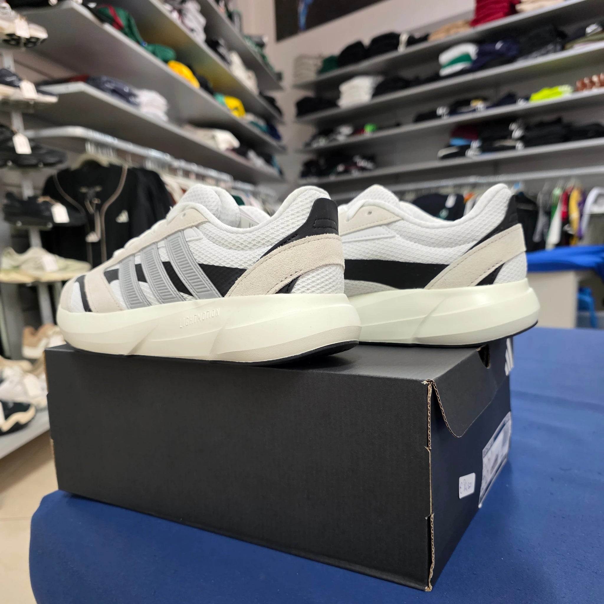 Scarpe Uomo Adidas Lightshift 2.0 - Bianco