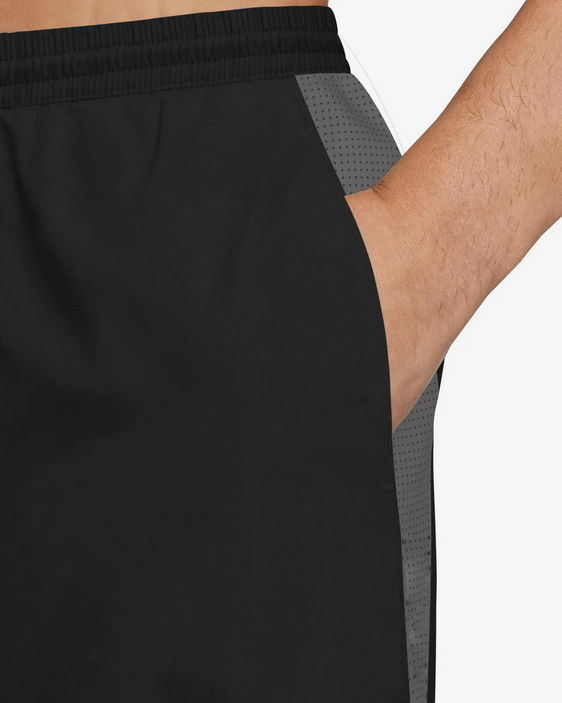 Costume da Bagno Uomo Nike Contend Solid Essentials - Nero