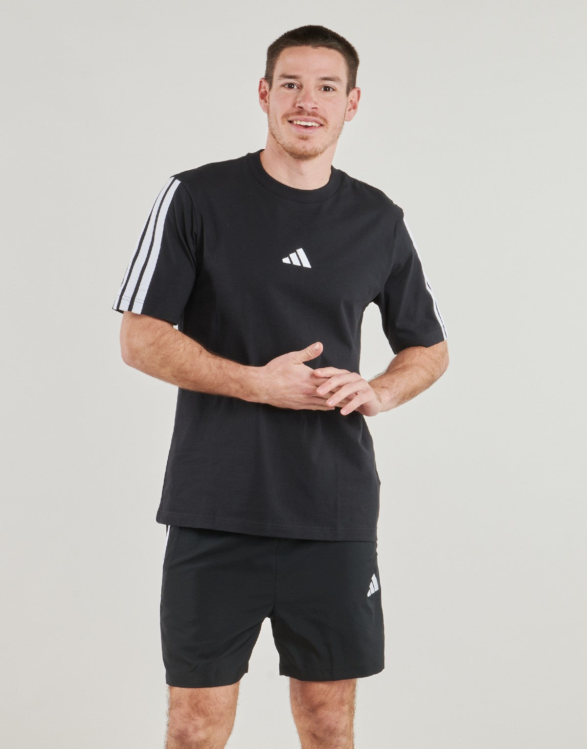 T-shirt uomo Adidas Essentials 3-Stripes - Nero