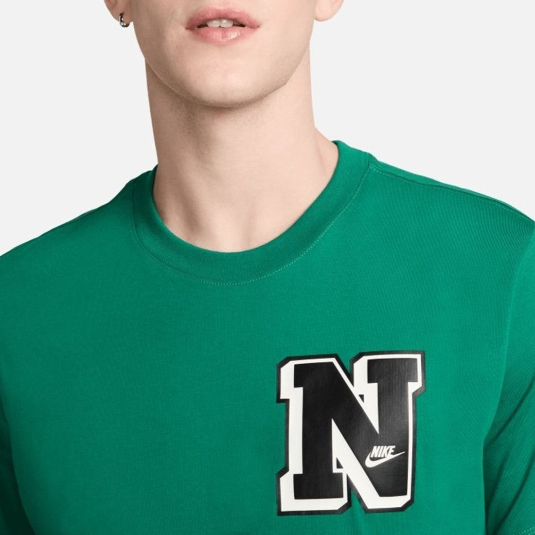 T-shirt Uomo Nike Sportswear Varsity - Verde